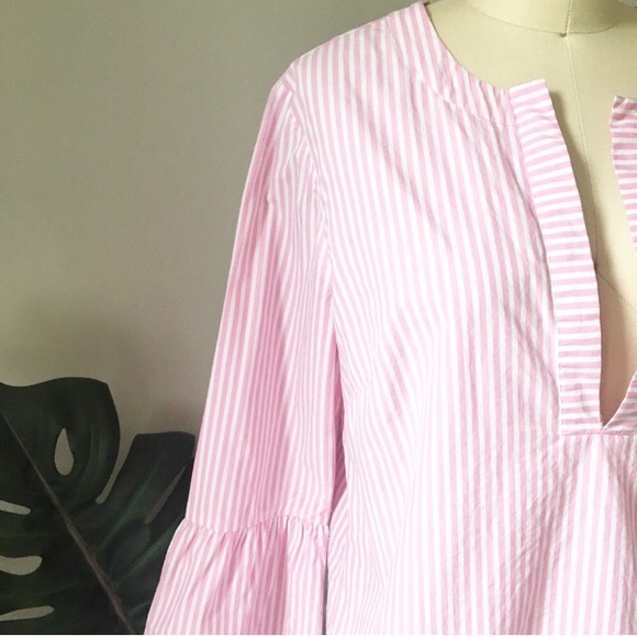 J. Crew Tops - 🤸‍♀️J.Crew • Bell Sleeve Top